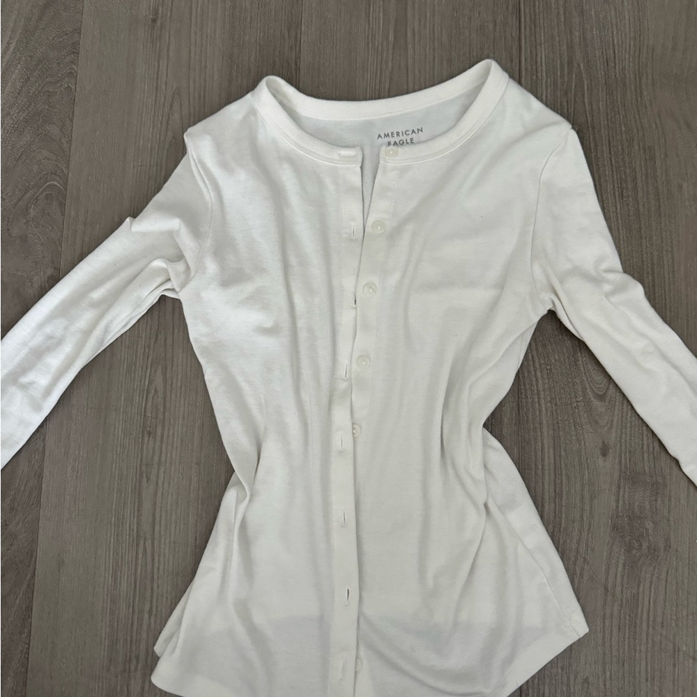 American Eagle Outfitters White Women's Button-Front Long Sleeve Top